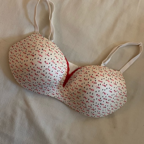 !!NEVER WORN!! Victoria’s Secret Plunge Bra - Picture 1 of 3